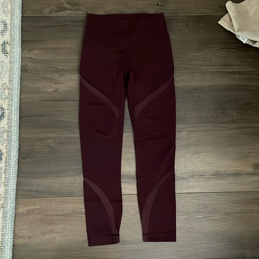 Wunder Under Leggings with Mesh